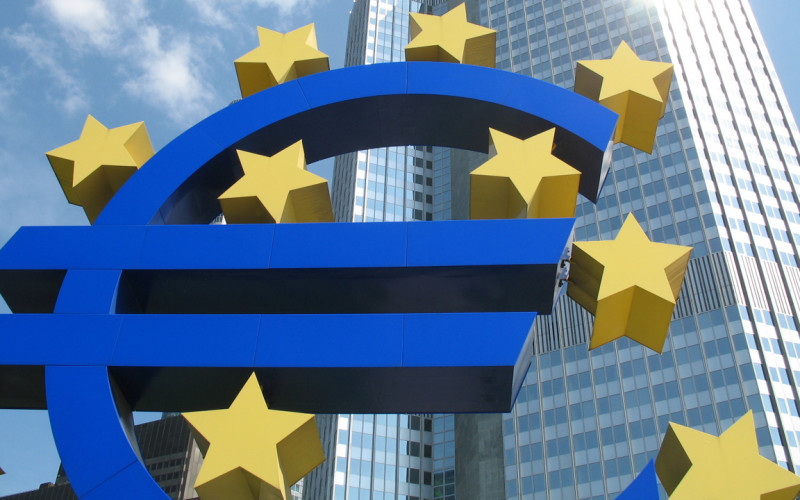 Fondi Ue spesi male e per fare campagna elettorale