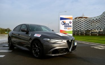 Alfa Romeo Giulia è auto Europa 2017