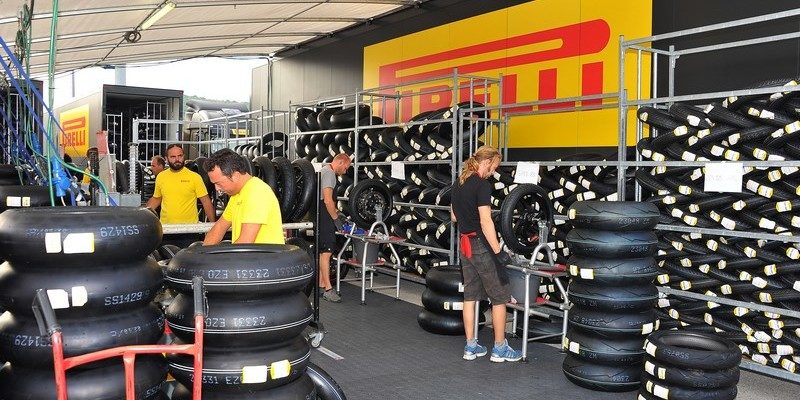 Superbike: a Jerez de la Frontera Pirelli prepara il penultimo round