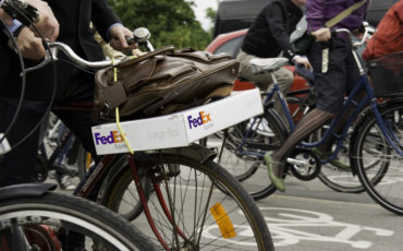 FedEx testa spostamenti con cargo bike