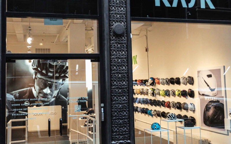Kask conquista New York con Koo Flagship Store